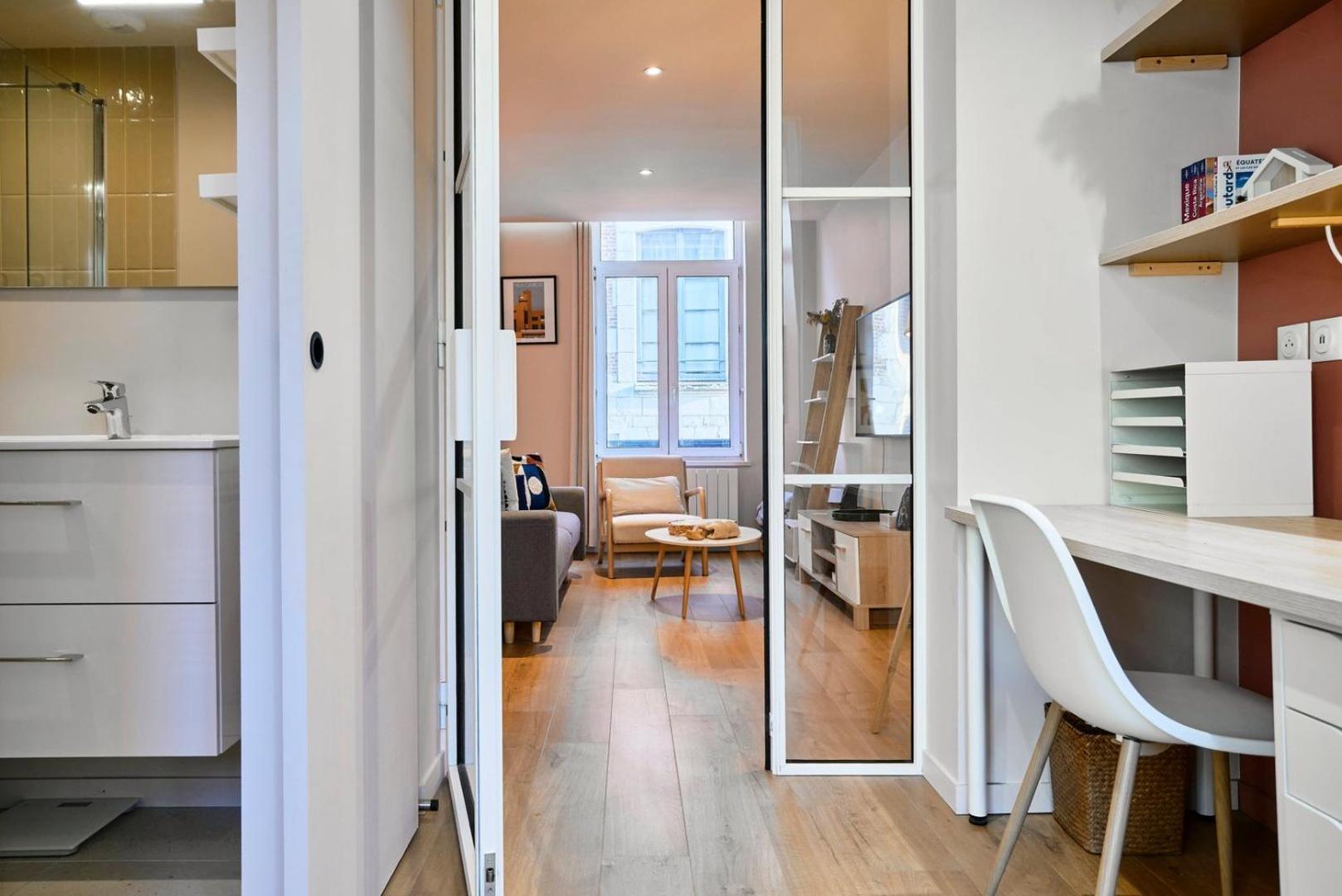 Apartment With Parking In The Heart Of Old Lille Kültér fotó