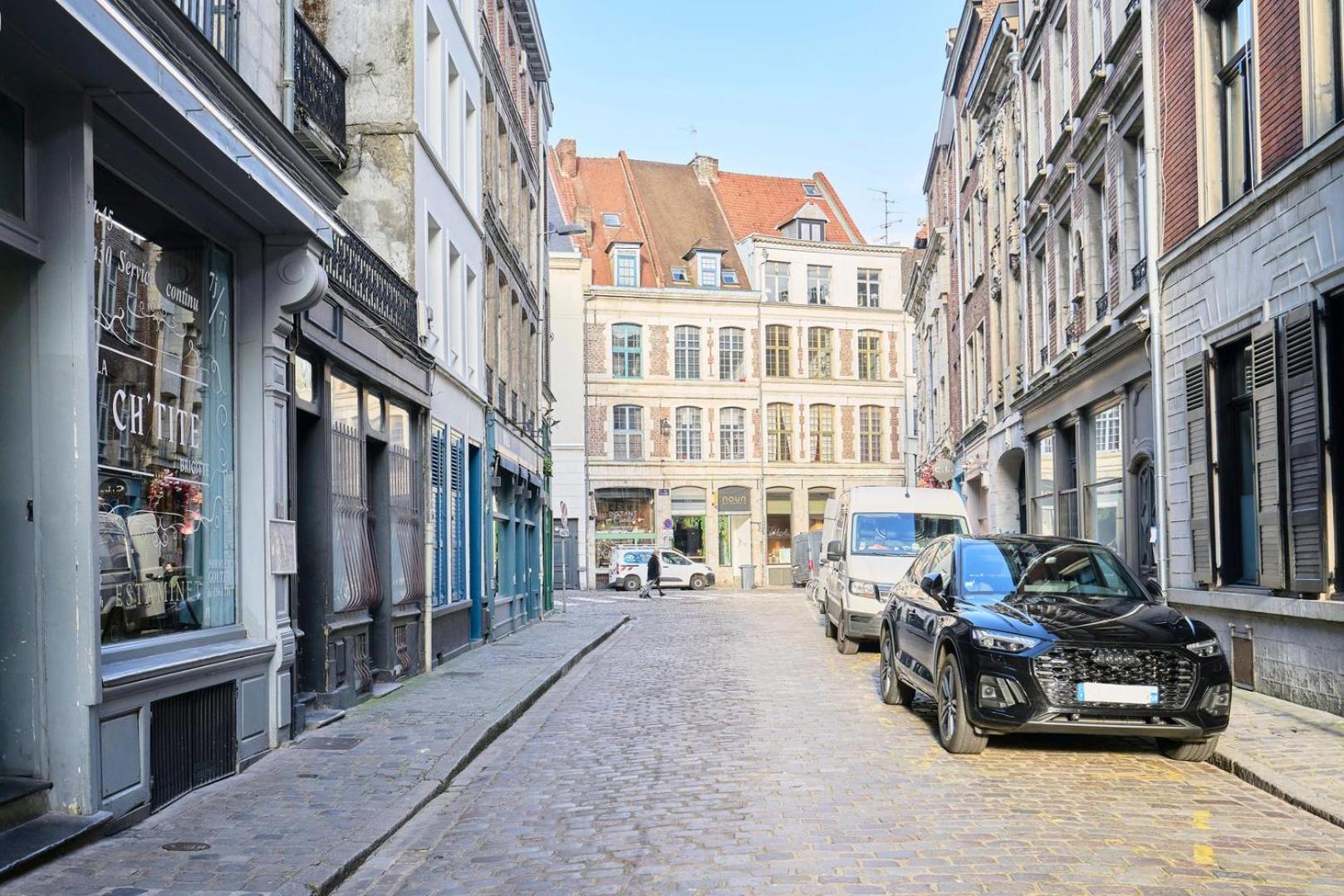 Apartment With Parking In The Heart Of Old Lille Kültér fotó