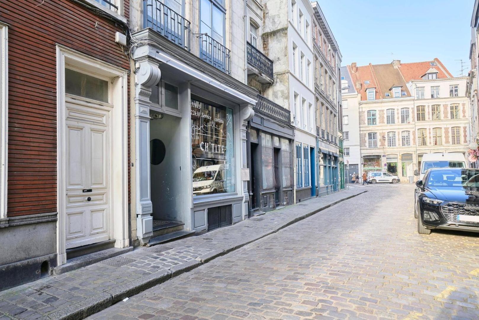 Apartment With Parking In The Heart Of Old Lille Kültér fotó
